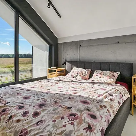 Dom wakacyjny 2 Bedroom Cozy In