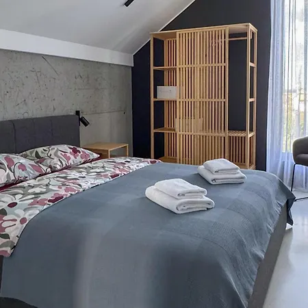 2 Bedroom Cozy In Dom wakacyjny *