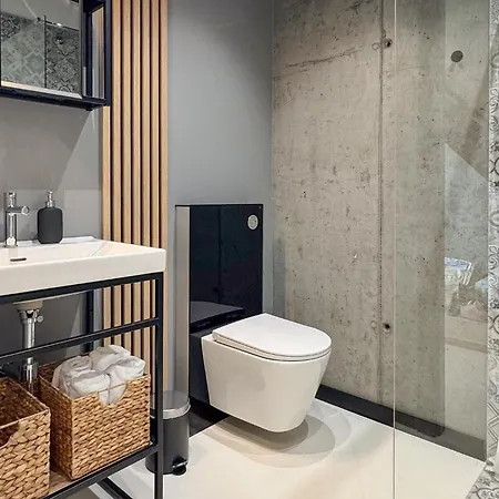 2 Bedroom Stunning In Lokciowe