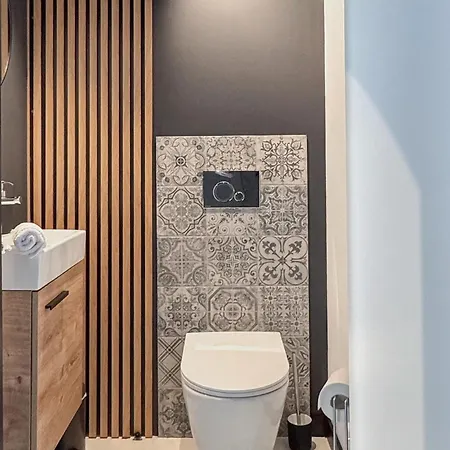2 Bedroom Stunning In Lokciowe