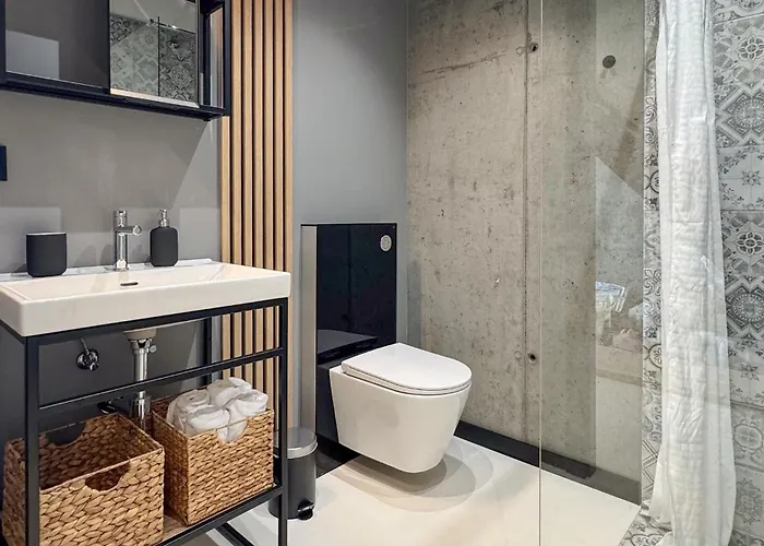 2 Bedroom Cozy In Lokciowe